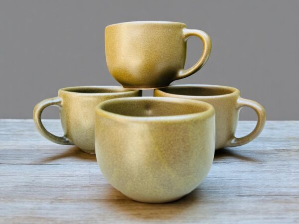 Set de 4 Tazas de Gres de 14 oz – Cerámica Artesanal en Color Café Profundo – Estilo Marrón Oscuro Natural – Para Café, Té o Chocolate