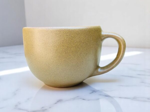 Set de 4 Tazas de Gres de 14 oz – Cerámica Artesanal en Color Café Profundo – Estilo Marrón Oscuro Natural – Para Café, Té o Chocolate - Imagen 3